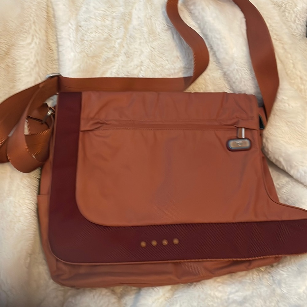 Tumi T-Tech Messenger bag